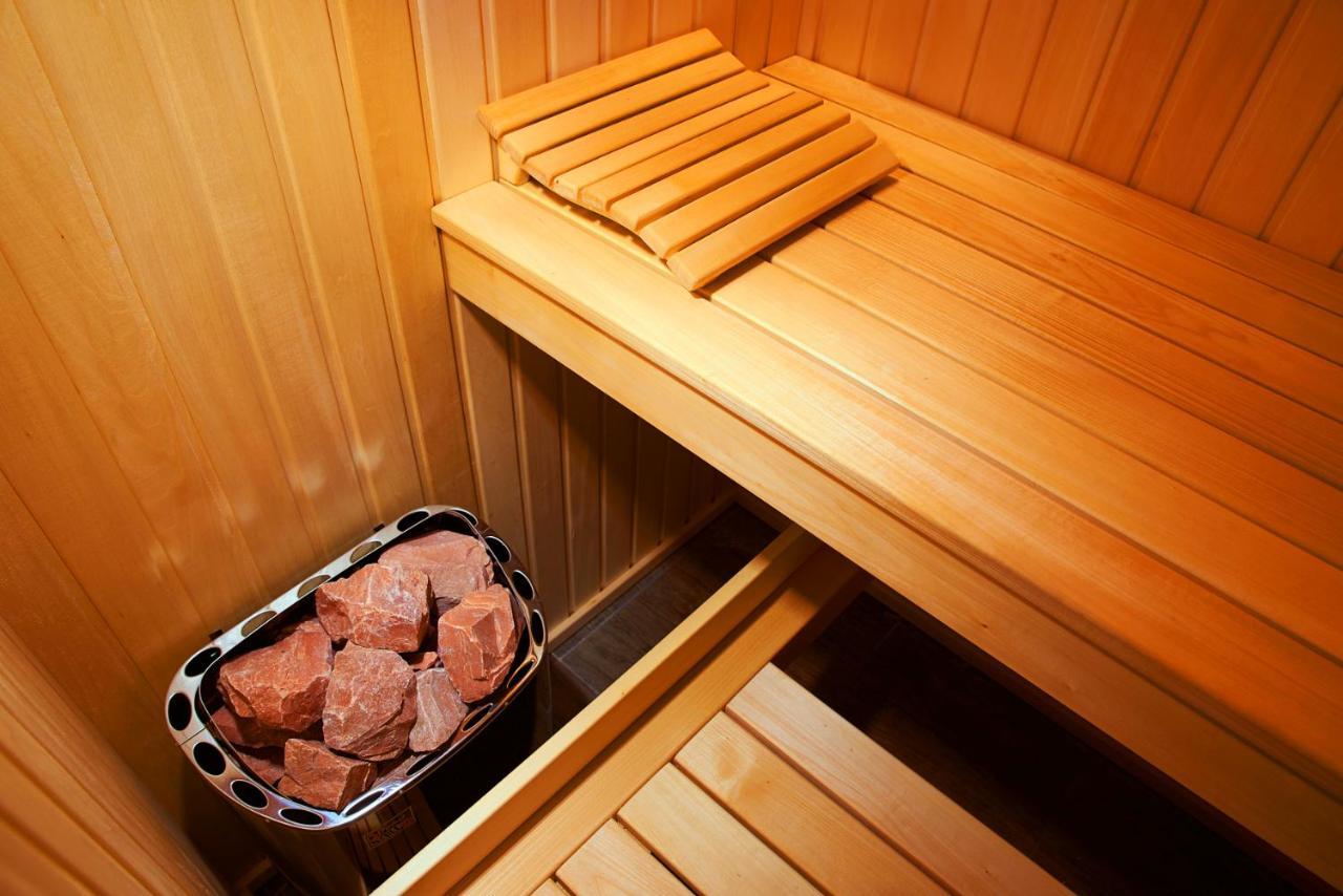 Big Jacuzzi , Sauna , Khreshchatyk Apartments Киев Экстерьер фото